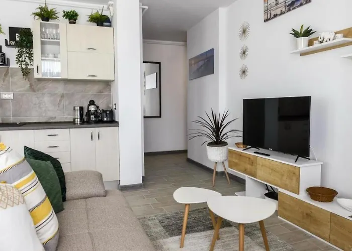 Appartement Alezzi Nautica Năvodari